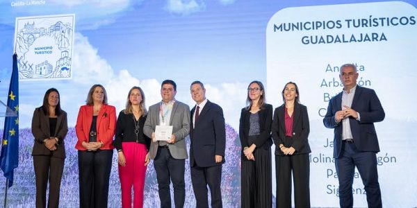 ARBANCÓN RECIBE EL RECONOCIMIENTO OFICIAL COMO MUNICIPIO TURISTICO DE CASTILLA LA MANCHA